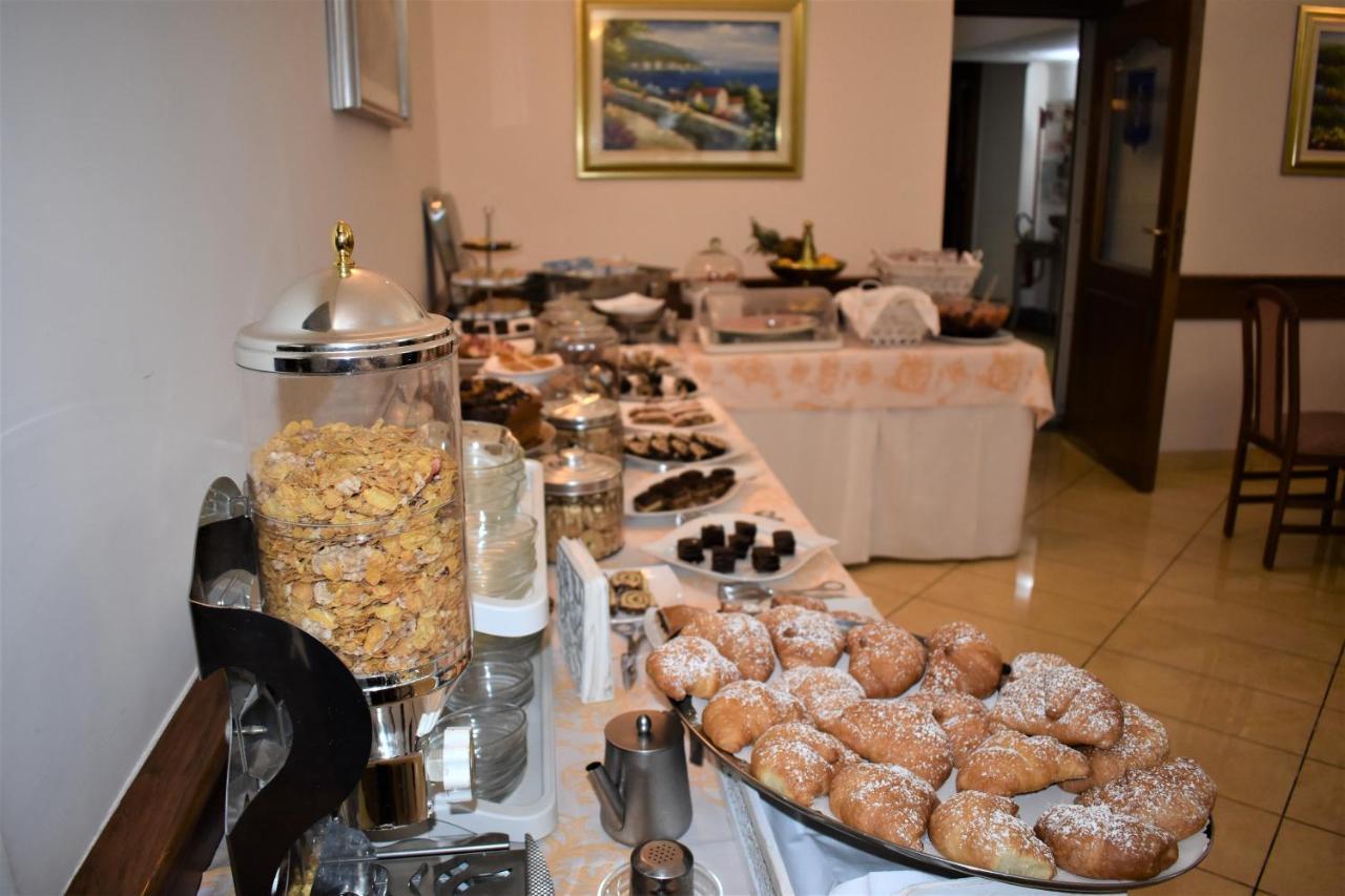 Hotel Ristorante Amitrano Pompei